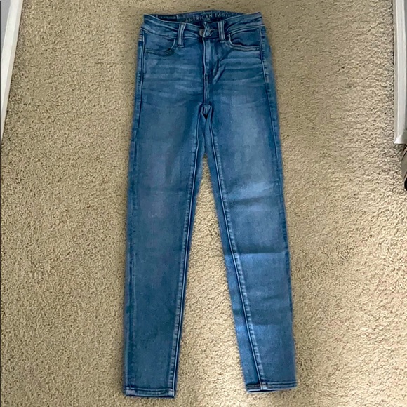 High Rise American Eagle jeans - Picture 2 of 4